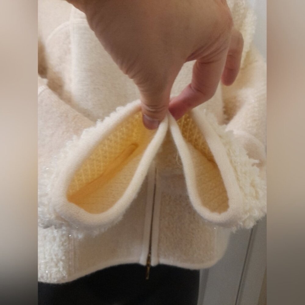 Escada Cream Women's Sweater - Picture 8 of 16